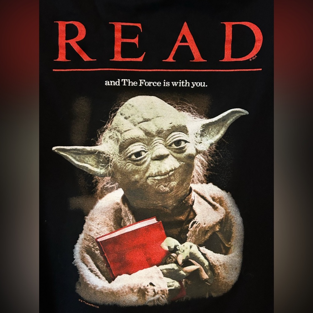 READ and The Force is with you ~Yoda Graphic Tee - Picture 3 of 3